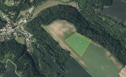Prodej pole 25 810 m², Vysoká - Chodeč, okres Mělník