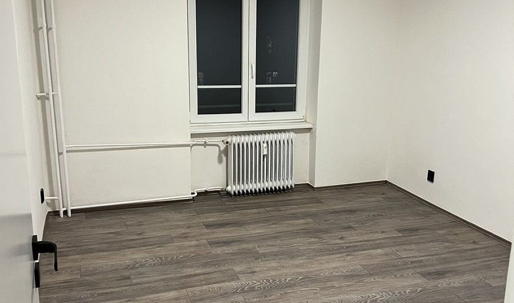 Pronájem bytu 3+1 60 m², Most – náhled fotky 4