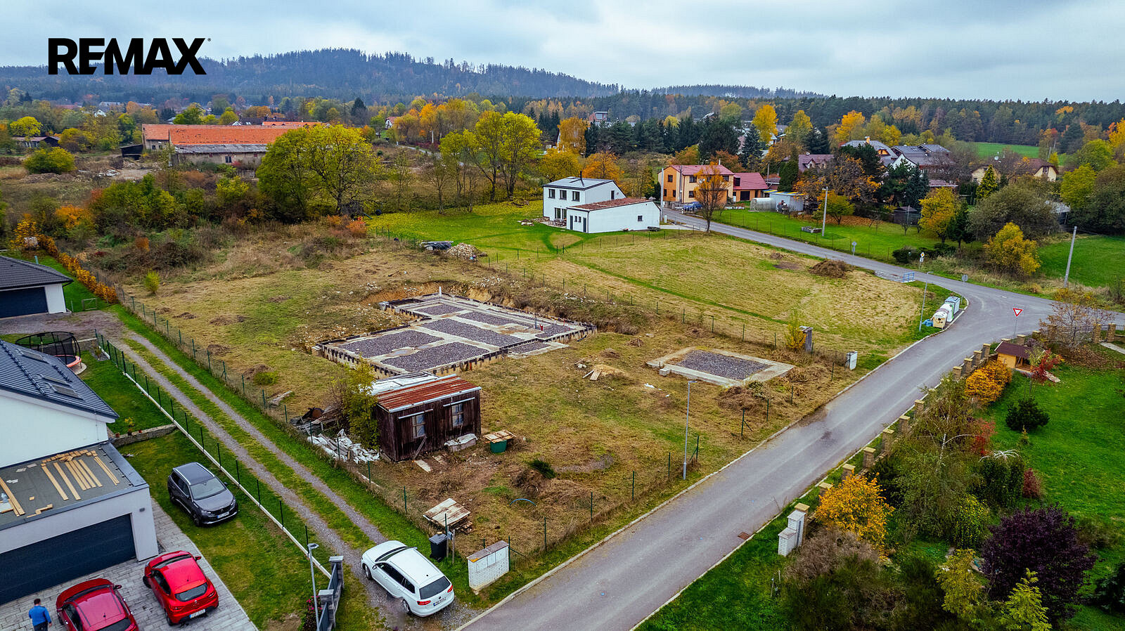 Prodej stavebního pozemku 2 999 m²