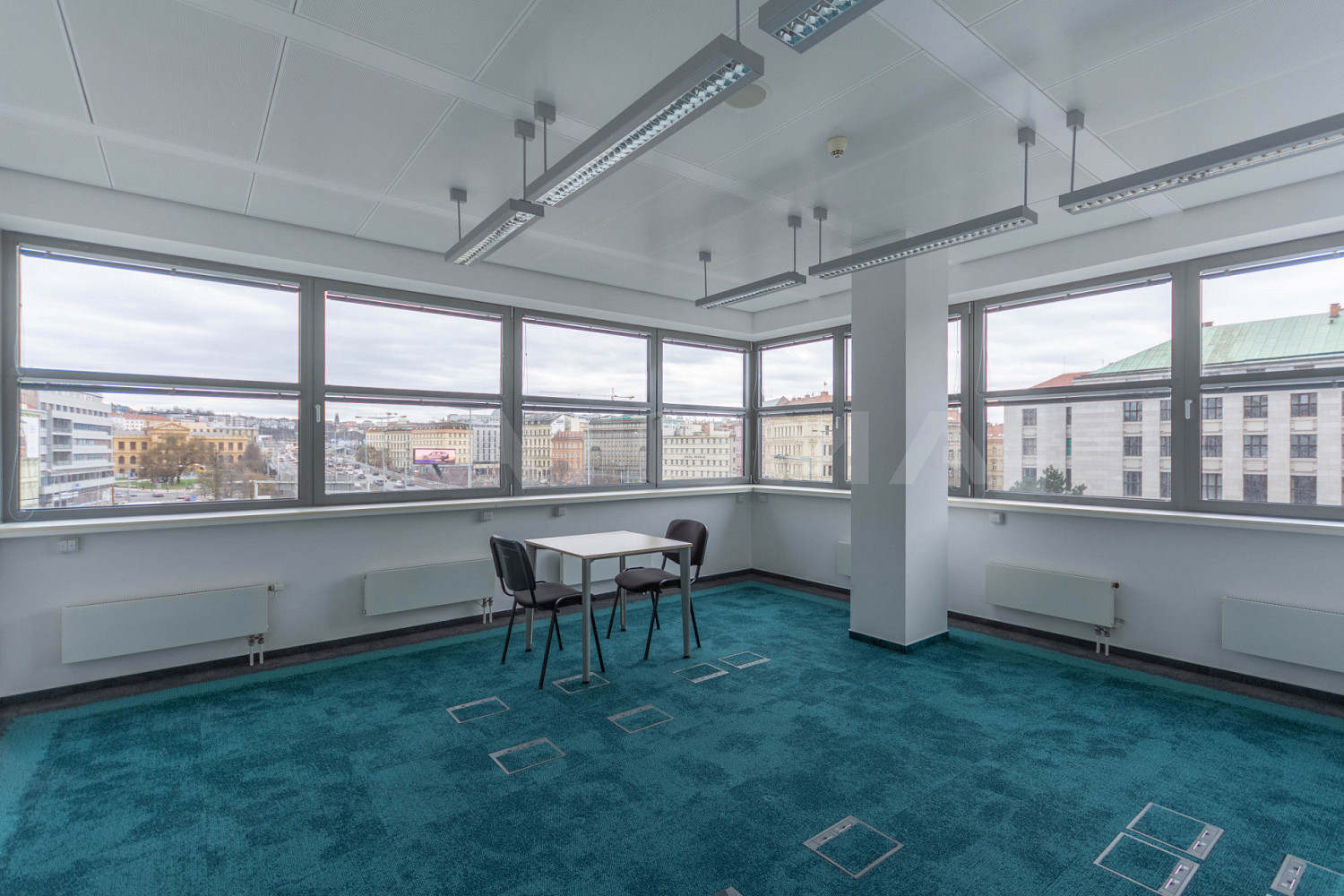 Pronájem kanceláře 2 080 m² – pohled 5