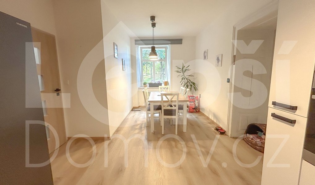 Prodej bytu 3+1 70 m², Jeseník – náhled fotky 2