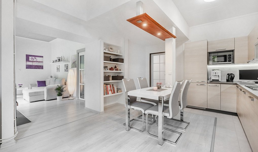 Prodej domu 178 m² s pozemkem 850 m², Jablonec nad Nisou – náhled fotky 6