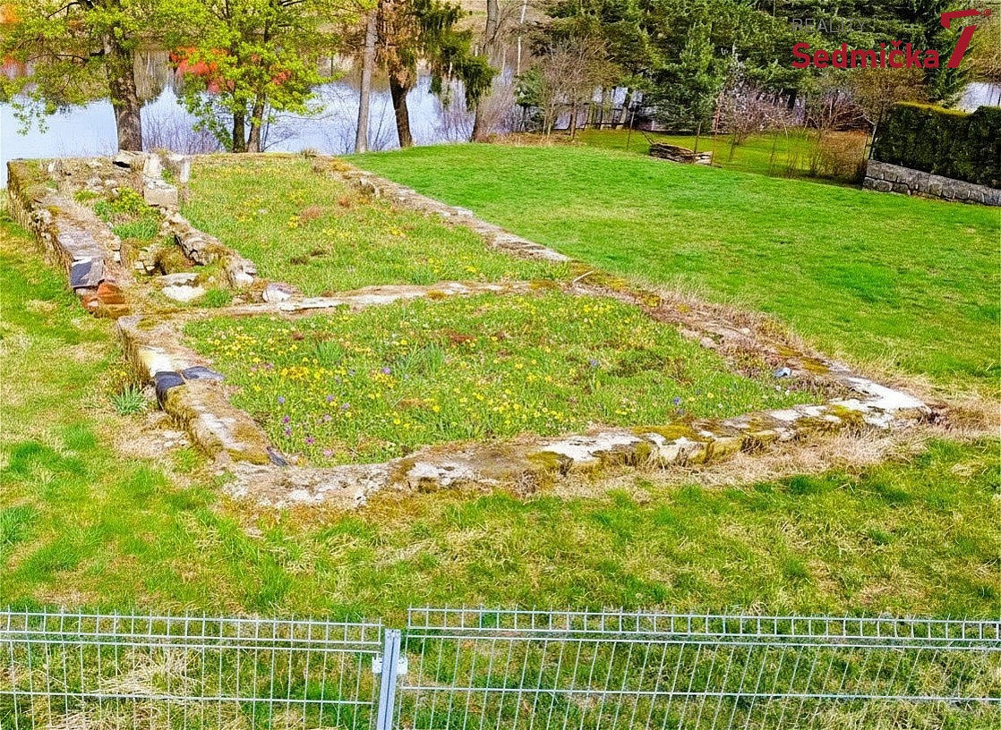 Prodej stavebního pozemku 1 320 m² – fotografie 5