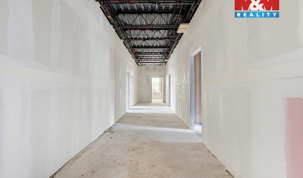 Prodej nájemního domu, činžáku 1 800 m², Chomutov – náhled fotky 3