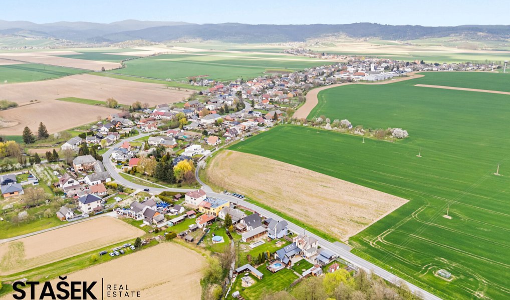 Prodej domu 135 m² s pozemkem 1 118 m², Šumvald – náhled fotky 22