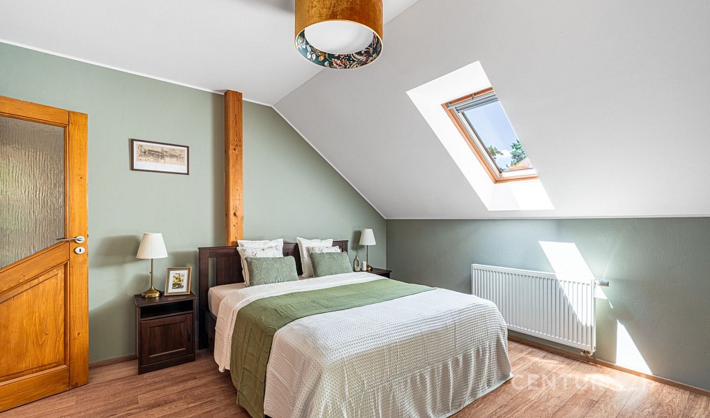 Prodej domu 185 m² s pozemkem 1 343 m², Benešov – náhled fotky 15