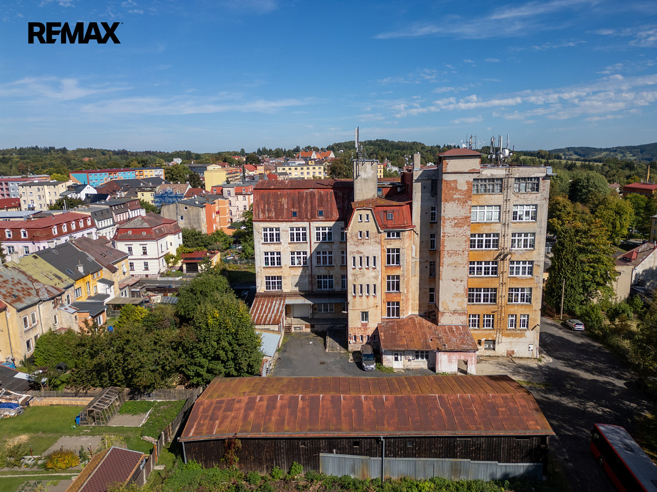 Prodej výrobních prostor 4 434 m²