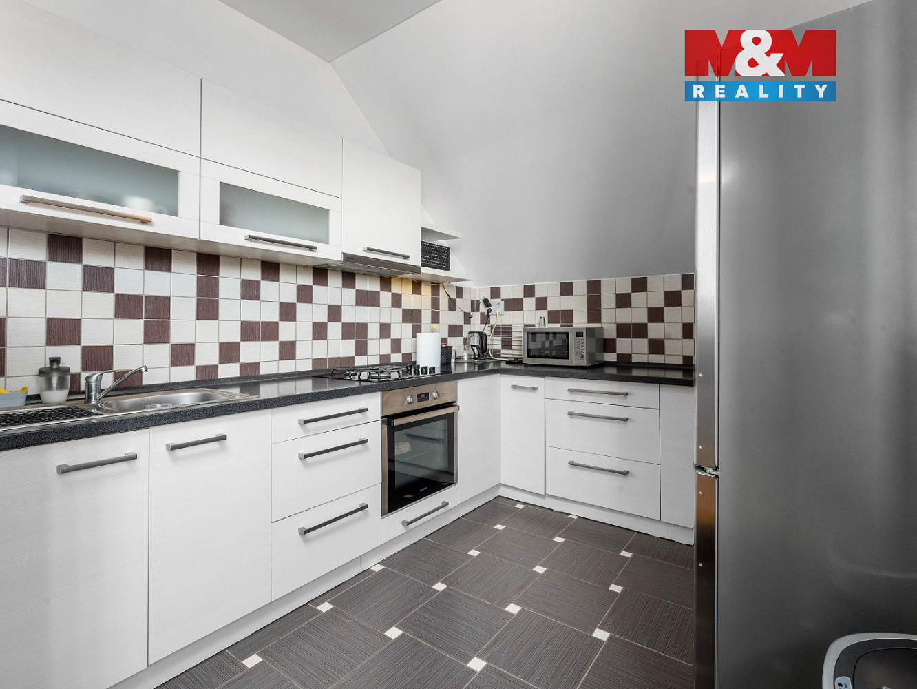 Prodej nájemního domu, činžáku 355 m² – další