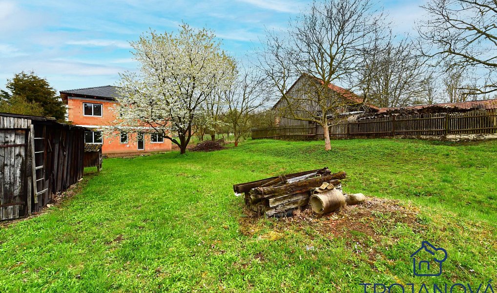 Prodej domu 120 m² s pozemkem 951 m², Tehov – náhled fotky 17