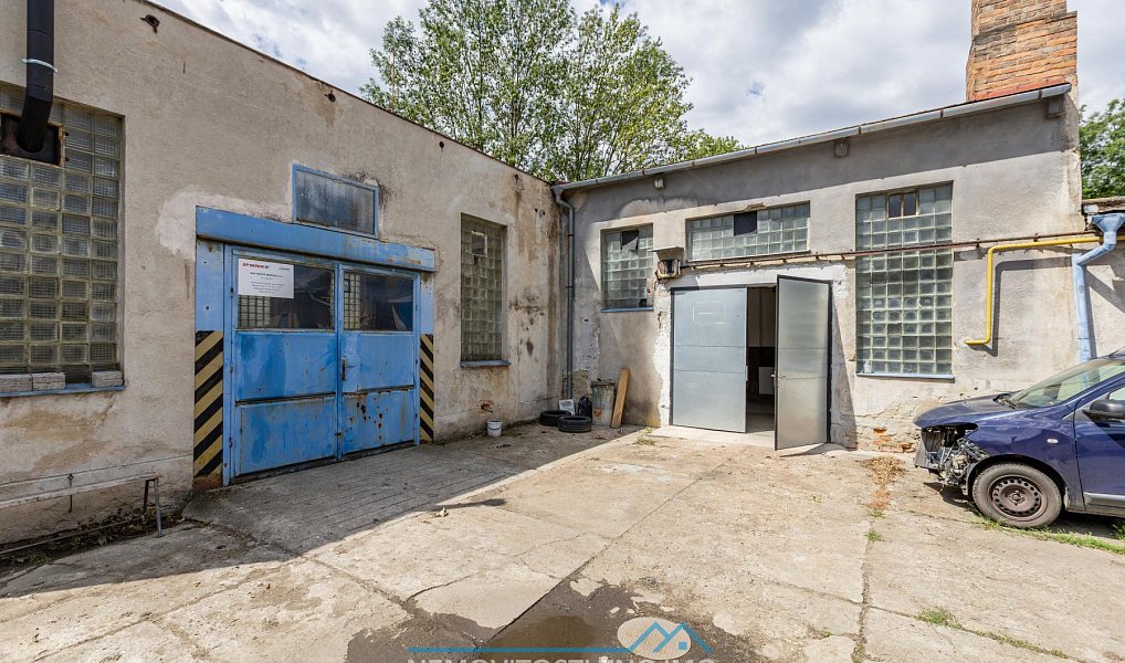 Prodej výrobních prostor 12 000 m², Hrušovany nad Jevišovkou – náhled fotky 34
