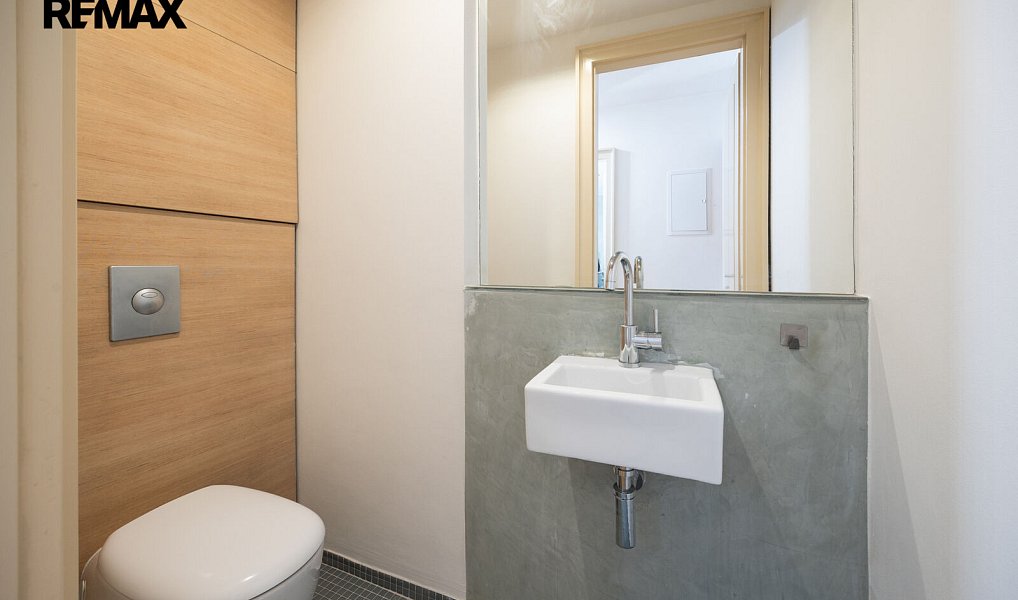 Pronájem bytu 2+kk 73 m², Praha – náhled fotky 11