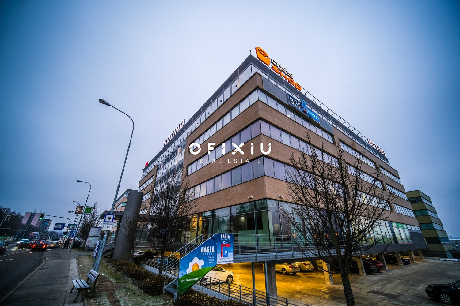 Pronájem obchodních prostor 496 m² – fotografie 2