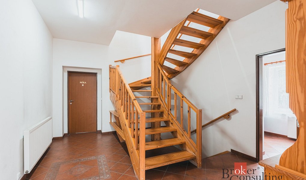 Prodej komerčního objektu (jiného typu) 400 m², Karlovy Vary – náhled fotky 8