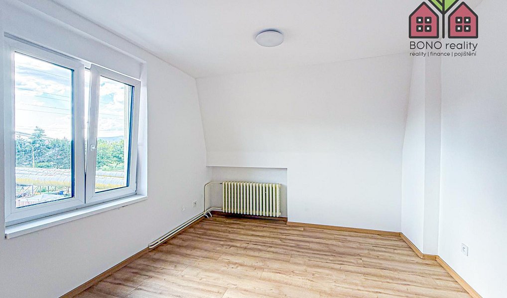 Pronájem bytu 3+1 69 m², Trmice – náhled fotky 6