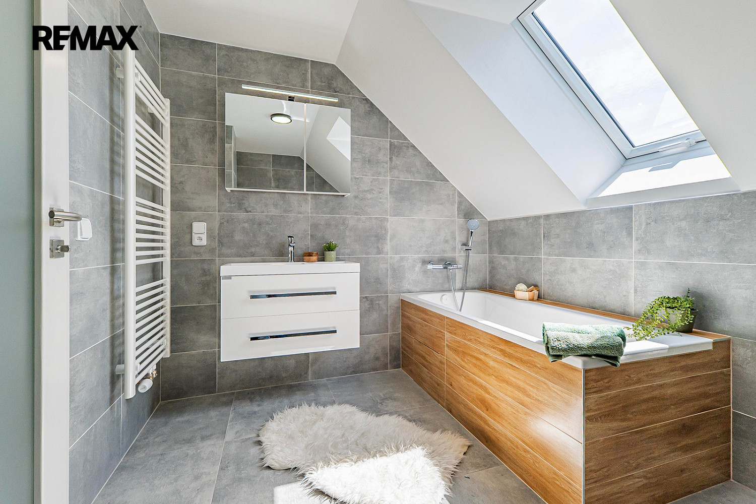 Prodej domu 120 m² s pozemkem 1 013 m² – pohled 5