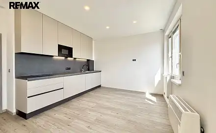 Pronájem bytu 1+kk 29 m²