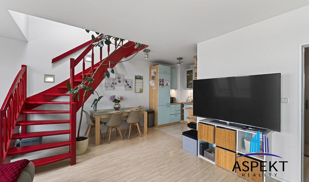 Prodej bytu 4+kk 94 m², Praha – náhled fotky 3