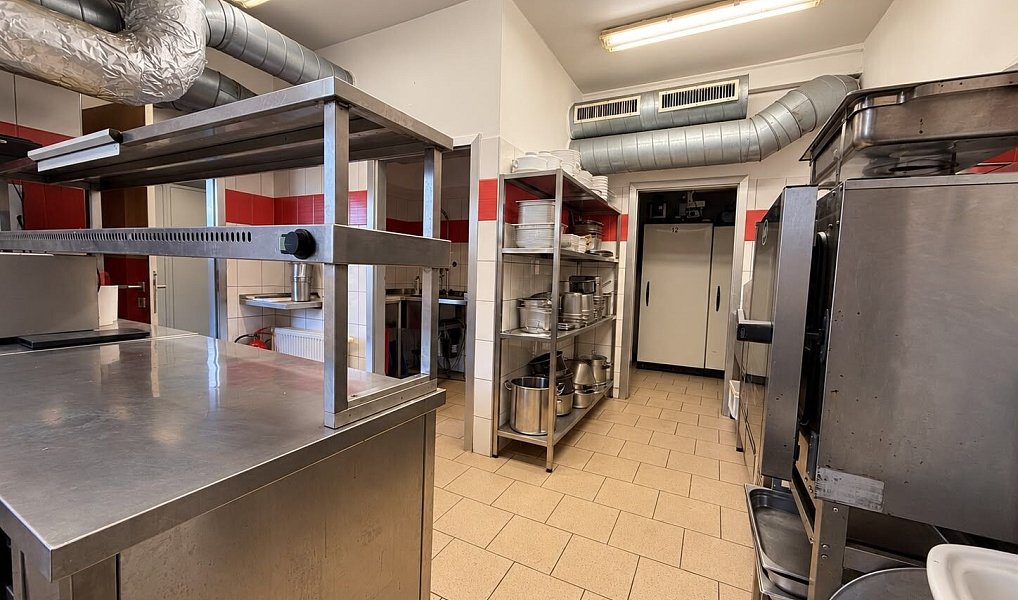 Pronájem restaurace 229 m², Louny – náhled fotky 8