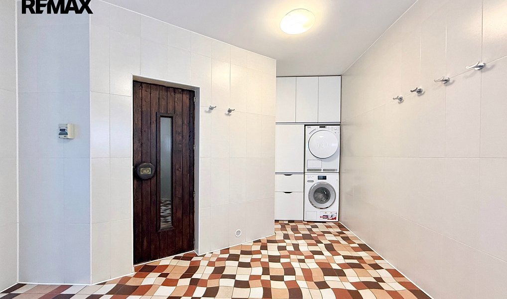 Prodej domu 650 m² s pozemkem 2 968 m², Svinaře – náhled fotky 34
