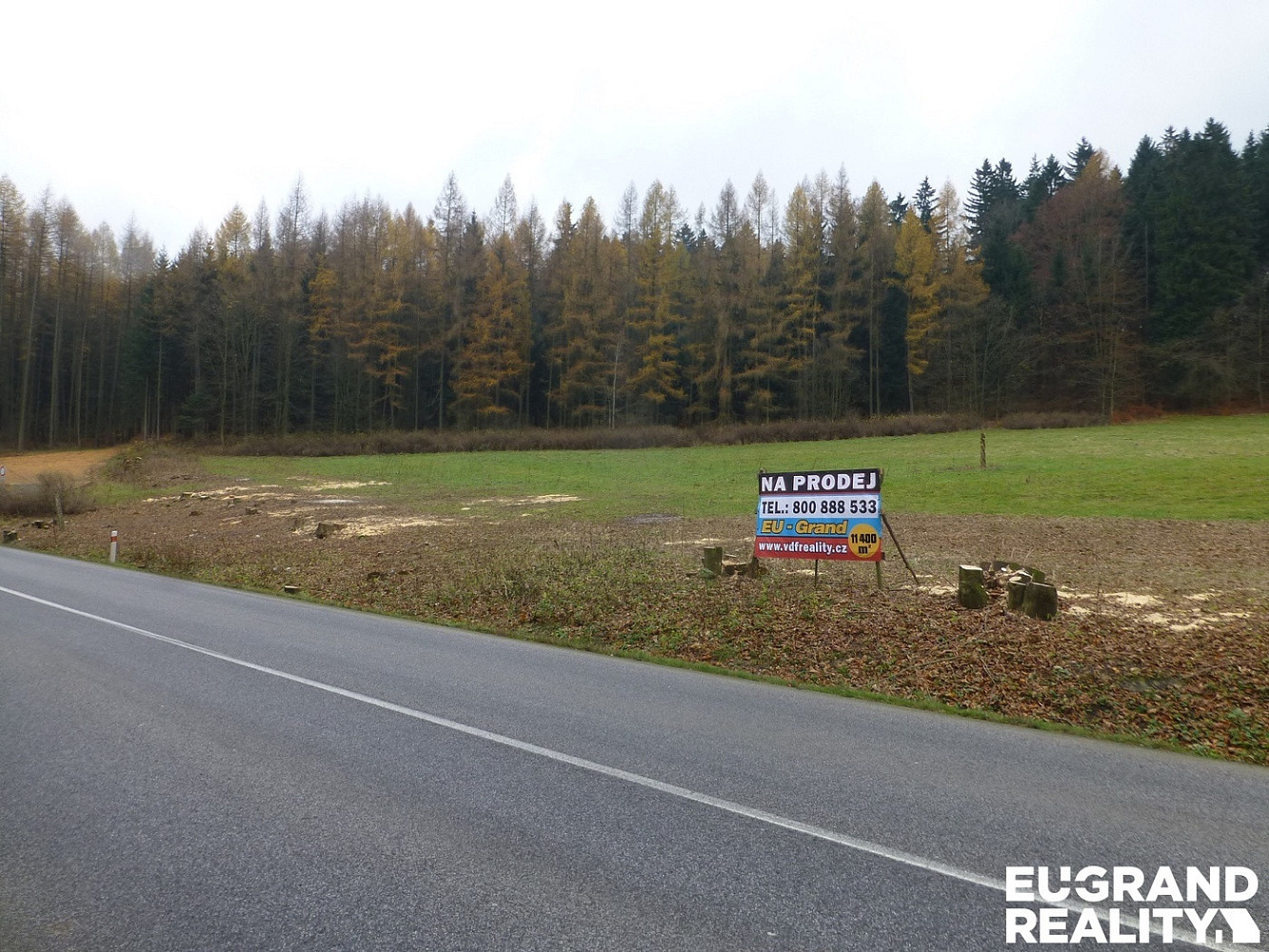 Prodej komerčního pozemku 11 400 m²