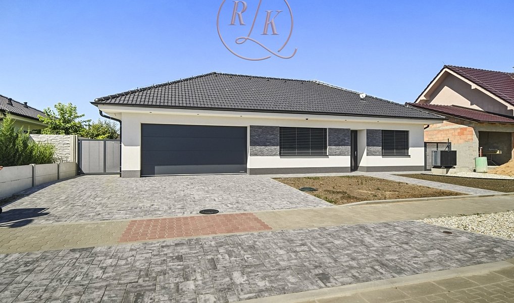 Prodej domu 170 m² s pozemkem 1 000 m², Kupařovice – náhled fotky 9