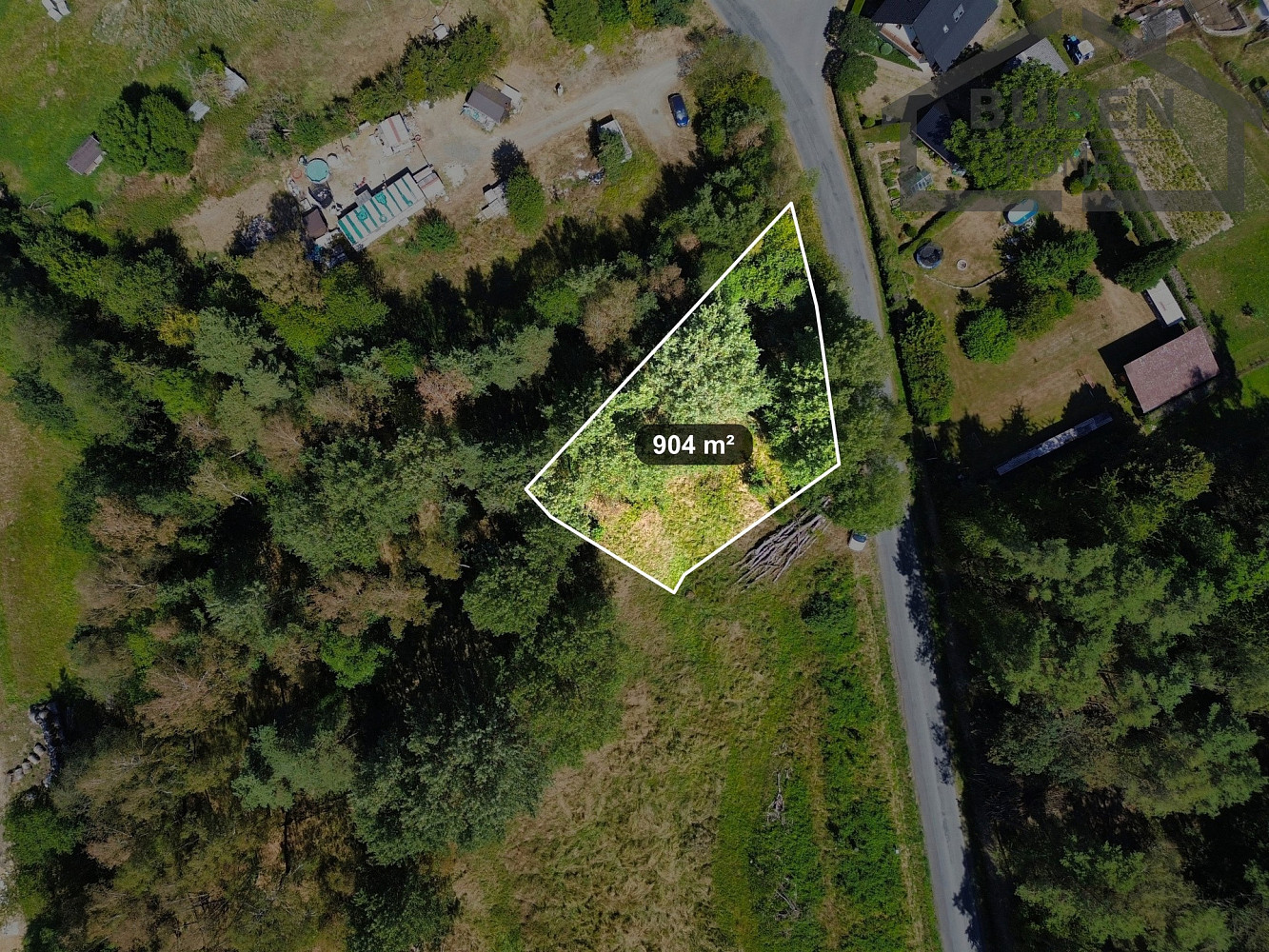 Prodej stavebního pozemku 904 m² – fotografie 2