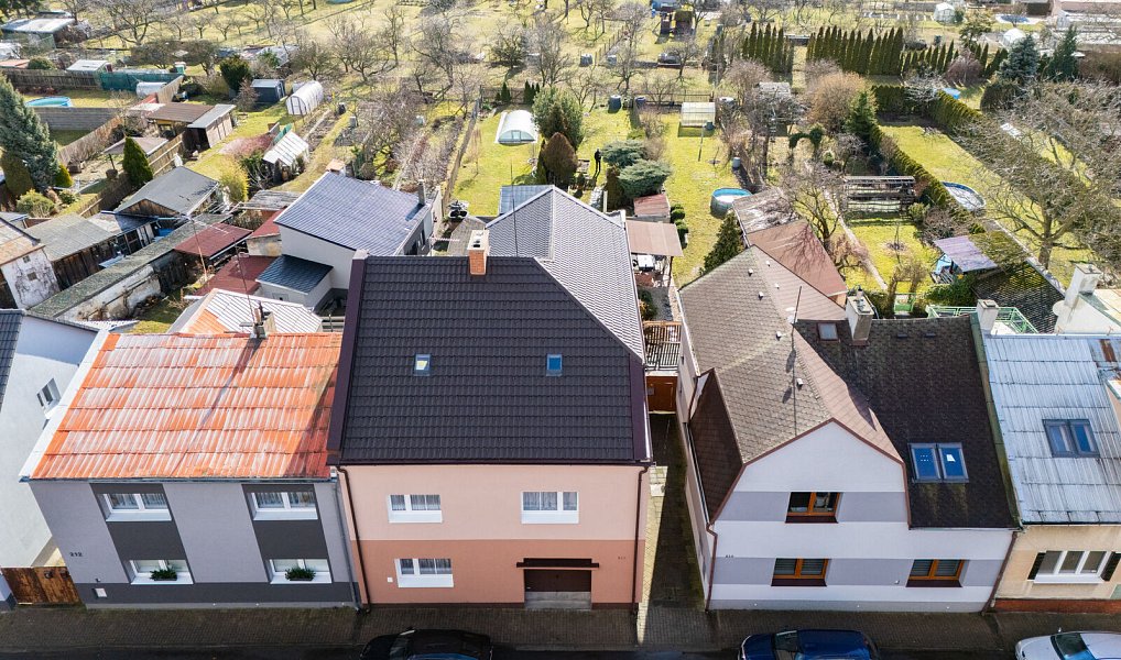 Prodej domu 207 m² s pozemkem 354 m², Spořice – náhled fotky 18