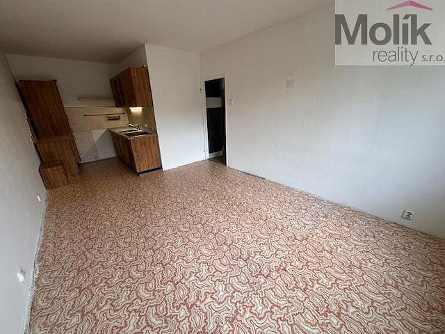 Pronájem bytu 2+kk 40 m² – fotografie 3