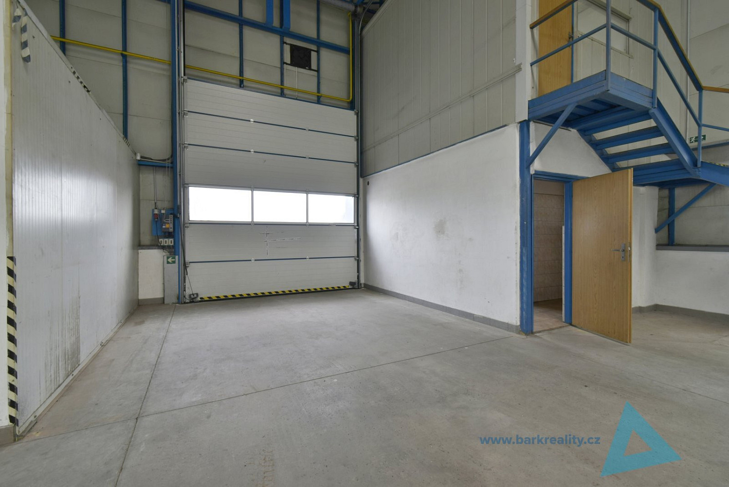 Pronájem skladovacích prostor 648 m² – fotografie 4