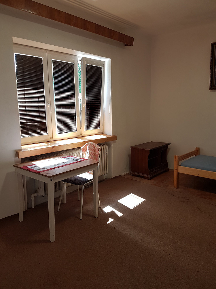 Pronájem pokoje 16 m² – fotografie 2