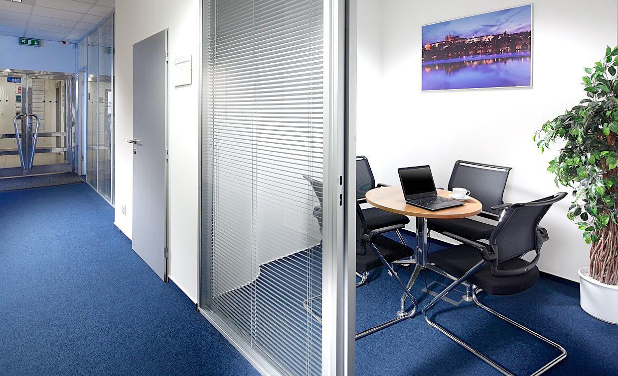 Pronájem kanceláře 38 m² – fotografie 4