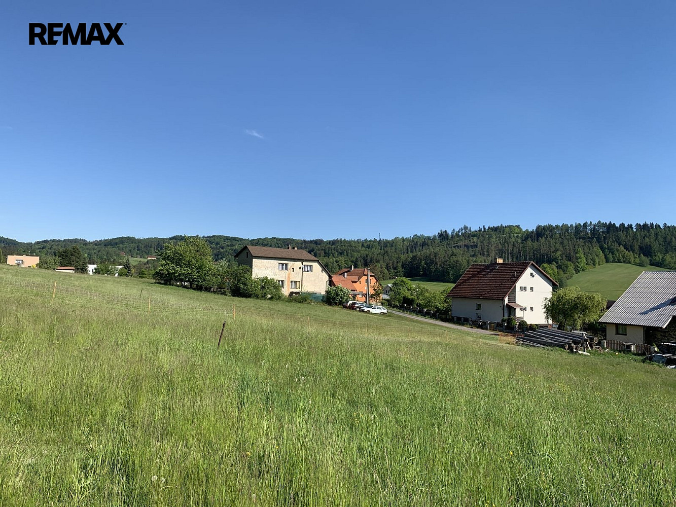 Prodej stavebního pozemku 1 015 m² – fotografie 5