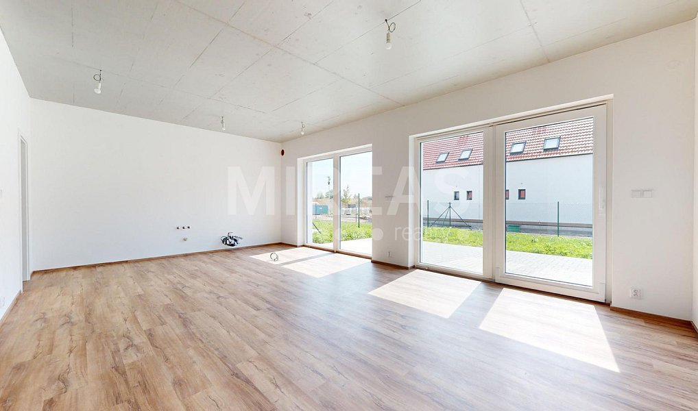 Prodej domu 133 m² s pozemkem 440 m², Dvory – náhled fotky 14