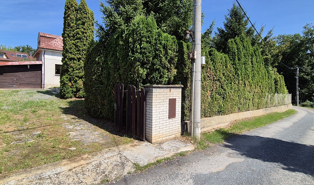 Prodej domu 102 m² s pozemkem 903 m², Černošice – náhled fotky 48