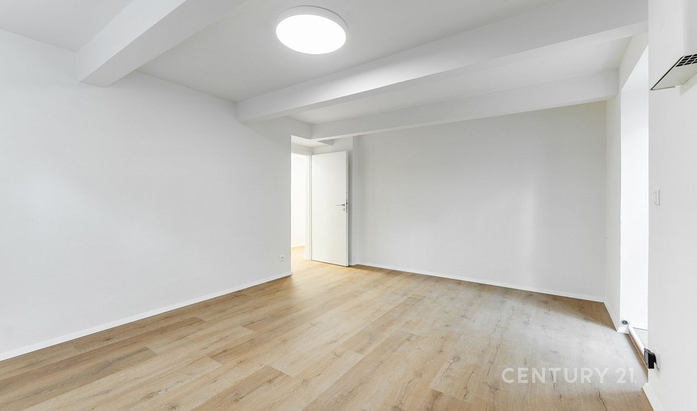 Prodej bytu 2+1 62 m², Praha – náhled fotky 14