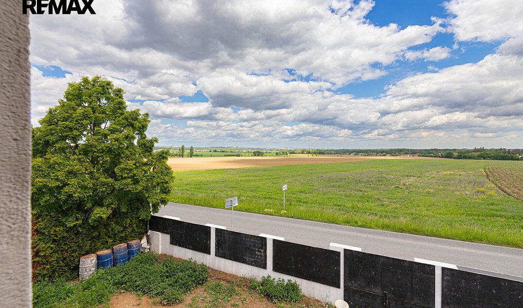 Prodej domu 334 m² s pozemkem 1 015 m², Průhonice – náhled fotky 21