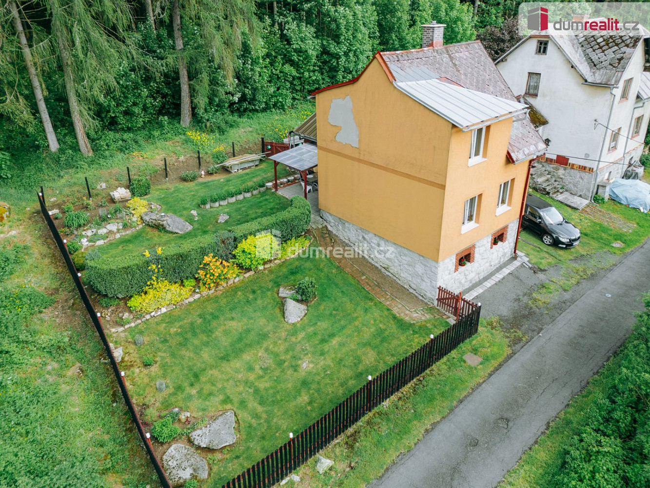 Prodej domu 80 m² s pozemkem 402 m² — photo 2