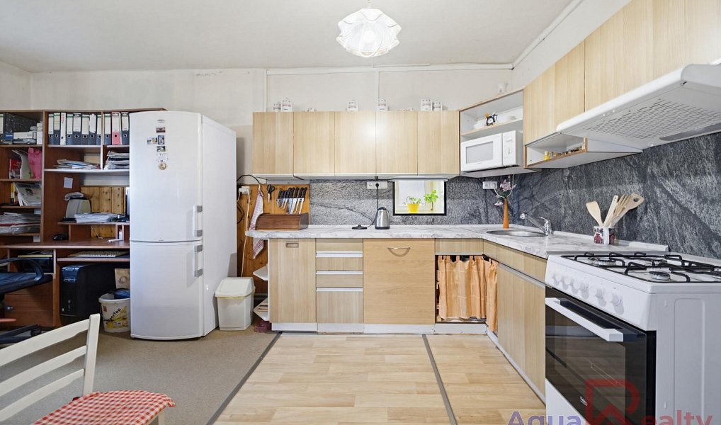 Prodej domu 330 m² s pozemkem 1 180 m², Stanovice – náhled fotky 6