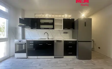 Pronájem bytu 2+kk 33 m², Chomutov