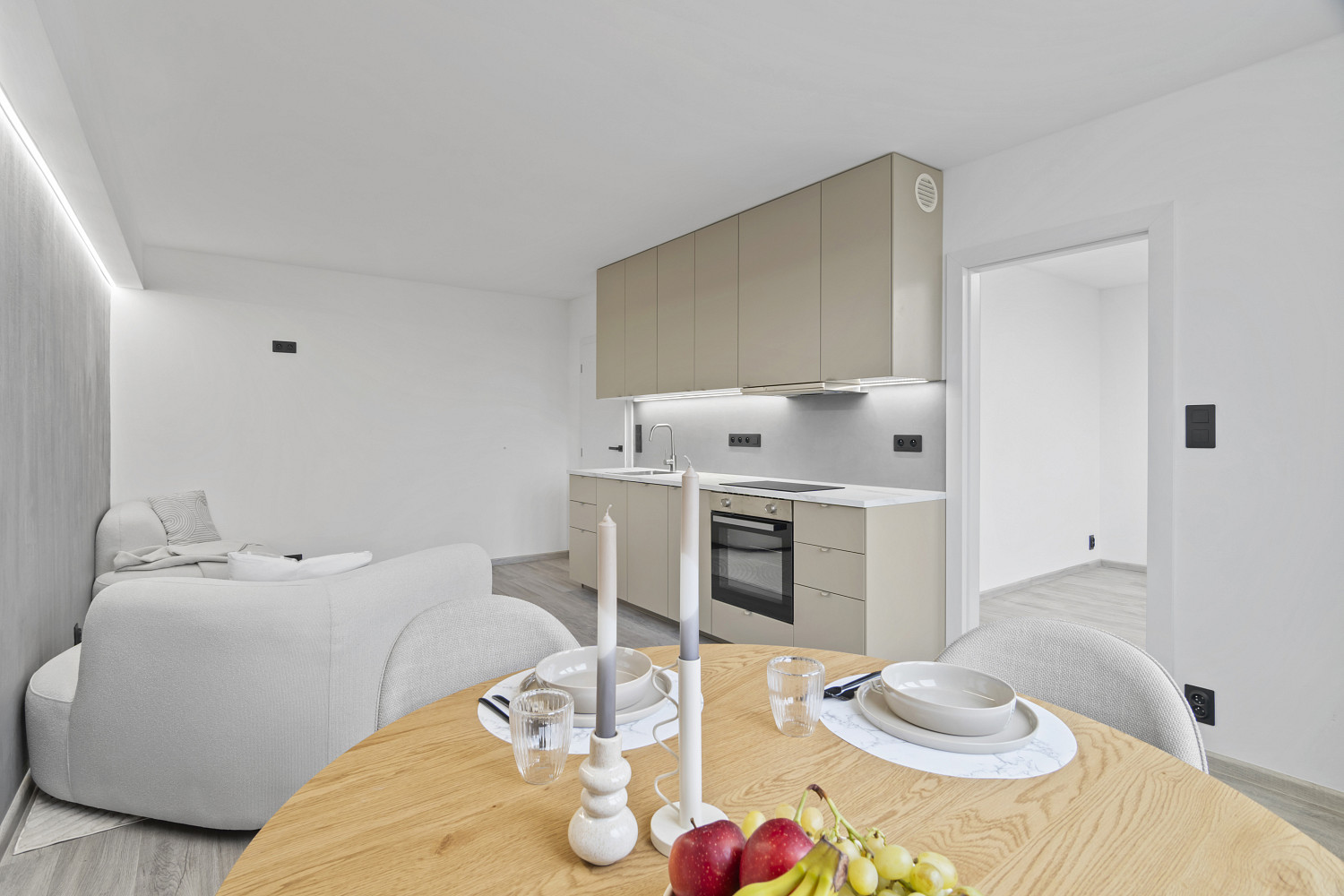 Pronájem bytu 2+kk 43 m² — photo 2