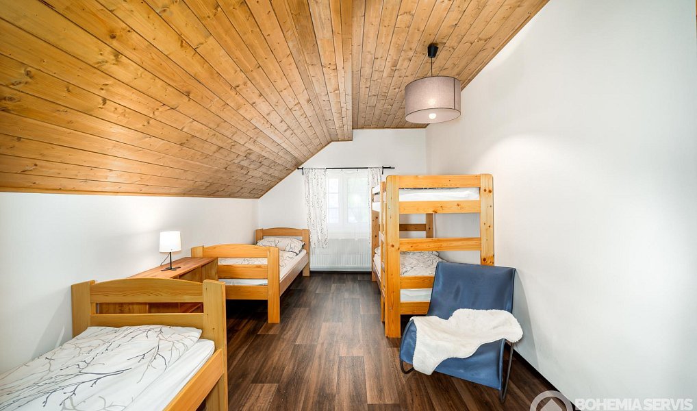 Prodej ubytovacího objektu 293 m², Kořenov – náhled fotky 18