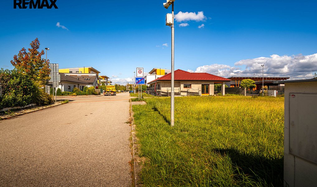 Prodej stavebního pozemku 540 m², České Budějovice – náhled fotky 17