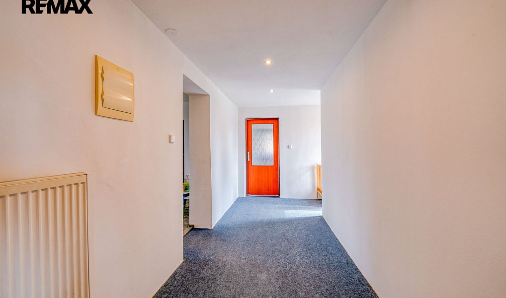 Prodej domu 220 m² s pozemkem 1 917 m², Pernarec – náhled fotky 17