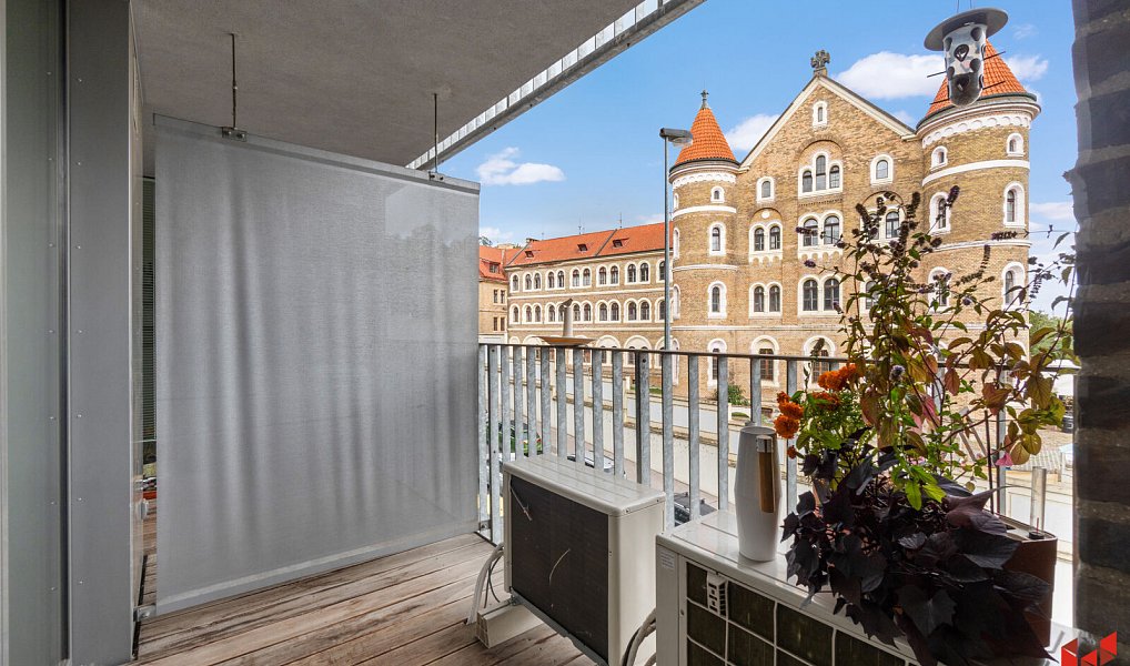 Prodej bytu 3+kk 92 m², Praha – náhled fotky 15