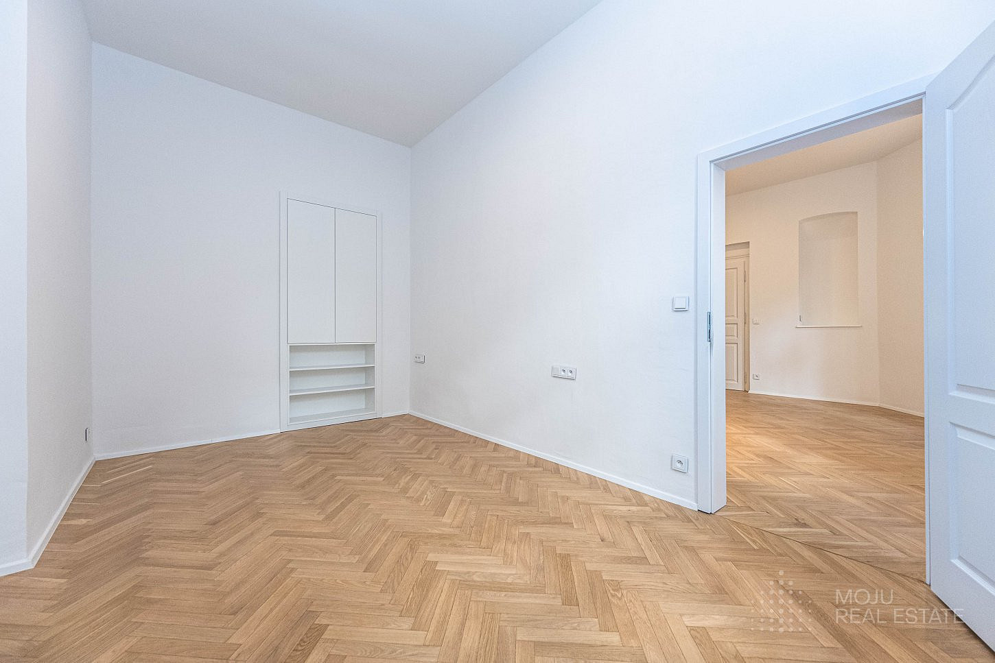Pronájem bytu 2+kk 43 m² – pohled 4