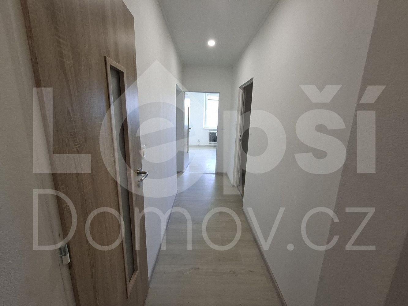 Pronájem bytu 2+1 56 m² – fotografie 4