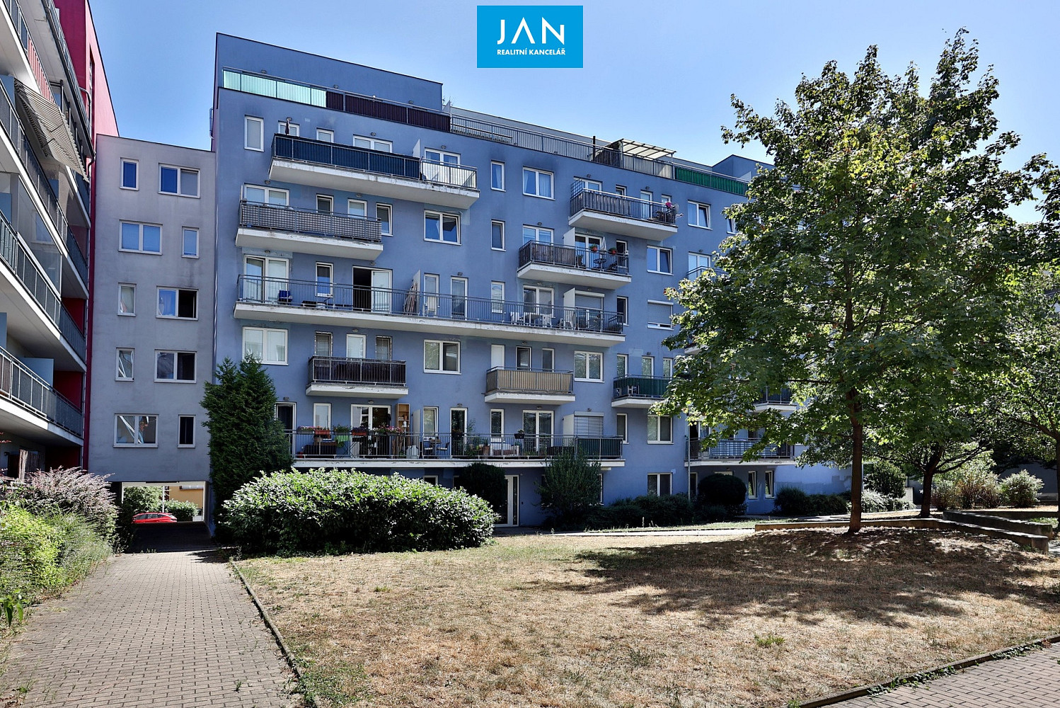 Pronájem bytu 3+kk 87 m²