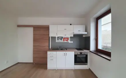 Pronájem bytu 1+kk 28 m², Hlavní náměstí, Šternberk, okres Olomouc