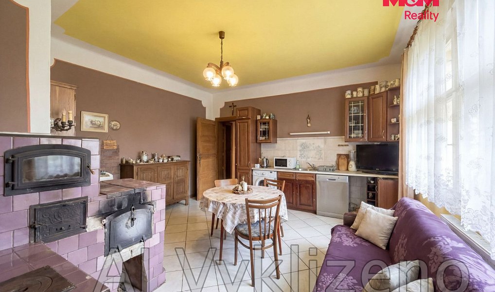Prodej domu 200 m² s pozemkem 2 771 m², Zálužice – náhled fotky 3