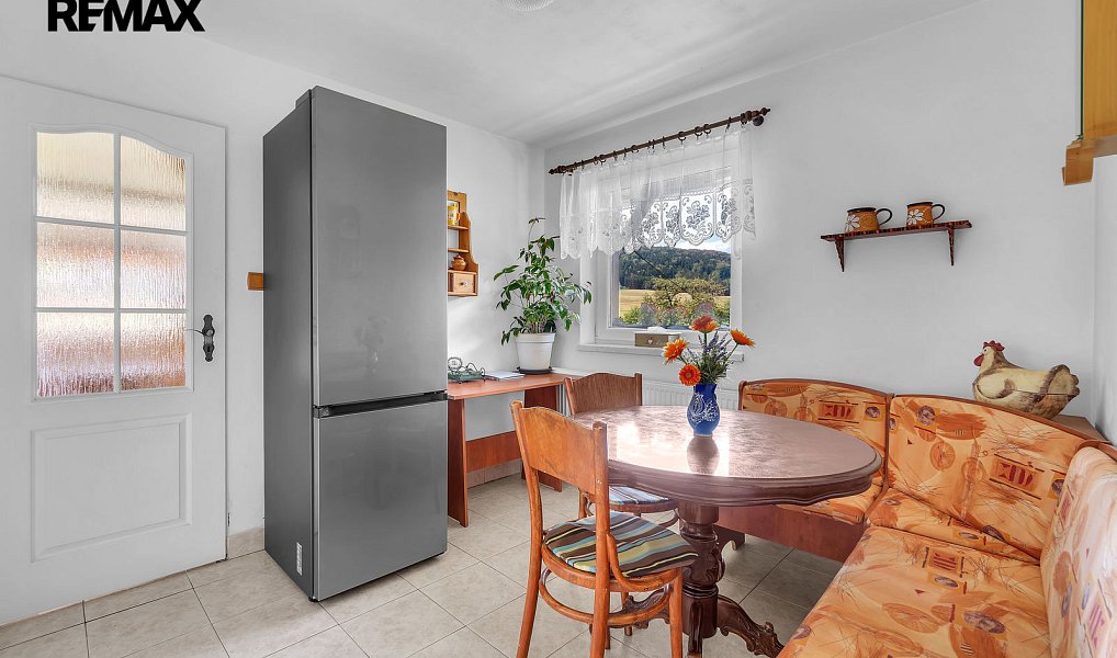 Prodej chaty/chalupy 151 m² s pozemkem 1 922 m², Dolní Dobrouč – náhled fotky 10